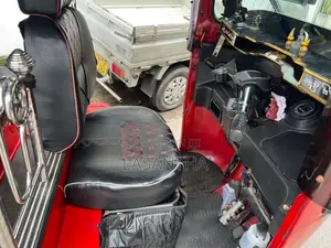 Bajaj RE 2014 Three Wheel (Used)