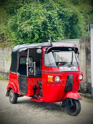Bajaj RE 205 2012 Three Wheel (Used)