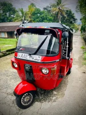 Bajaj RE 205 2012 Three Wheel (Used)