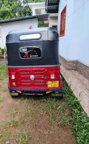 Bajaj RE 2015 Three Wheel (Used)