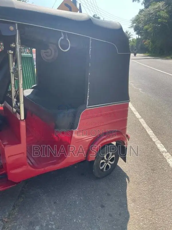 Bajaj 2 Stroke 2002 Three Wheel (Used)