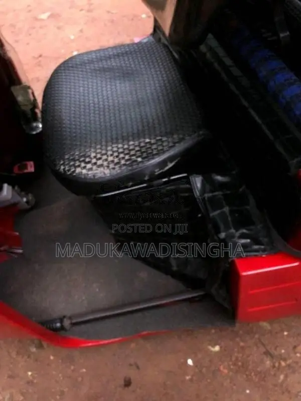 Bajaj RE 2014 Three Wheel (Used)