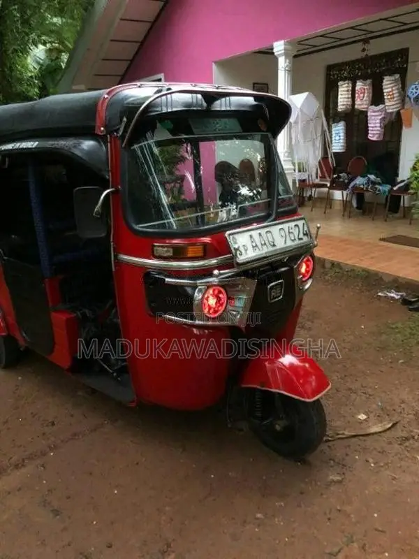 Bajaj RE 2014 Three Wheel (Used)