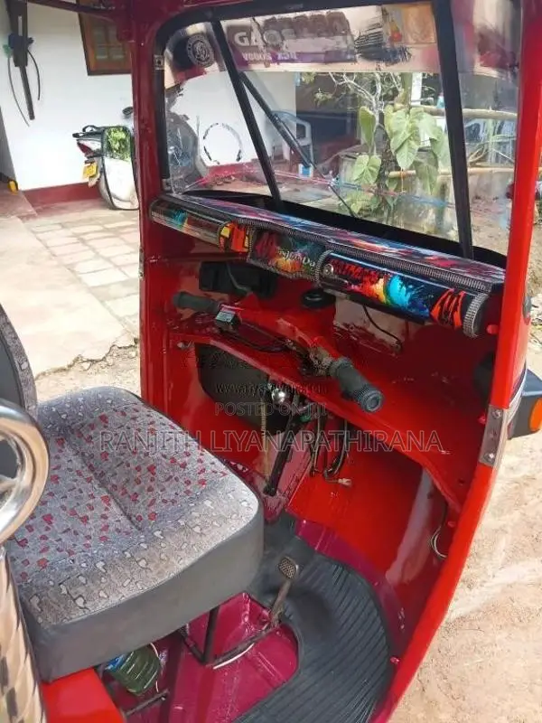 Bajaj 2 stroke 2000 Three Wheel (Used)