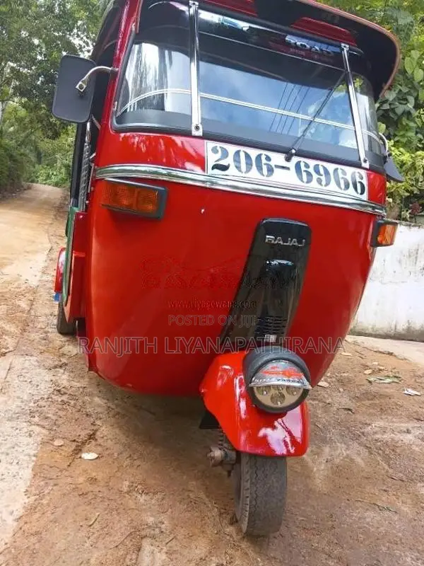 Bajaj 2 stroke 2000 Three Wheel (Used)