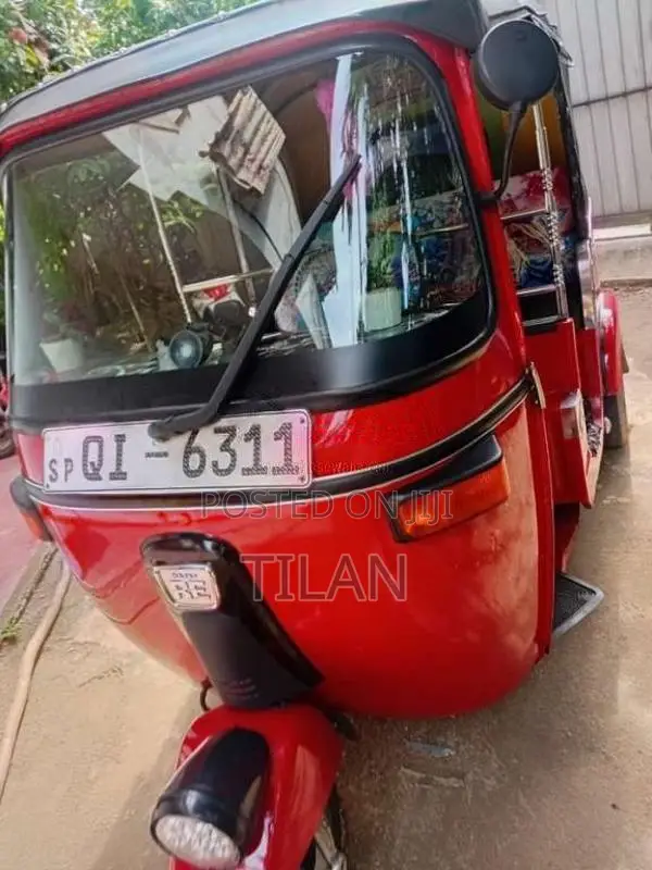 Bajaj 2 Stroke 2006 Three Wheel (Used)