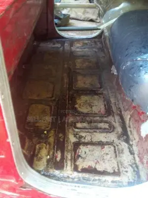 Bajaj 2 Stroke 2005 Three Wheel (Used)