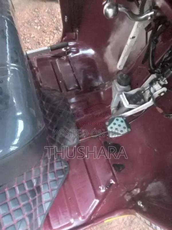 Bajaj RE 2006 Three Wheel (Used)