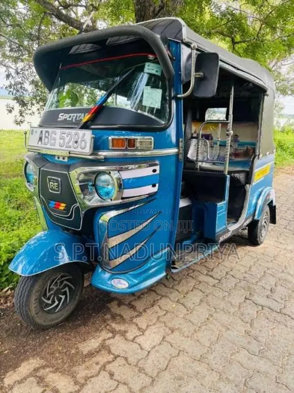 Bajaj RE 2015 Three Wheel (Used)