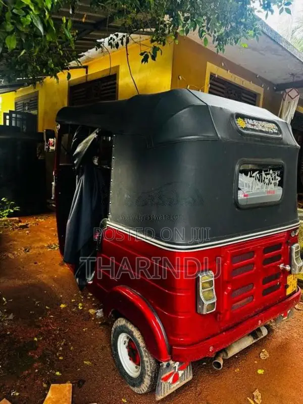 Bajaj RE 2014 Three Wheel (Used)