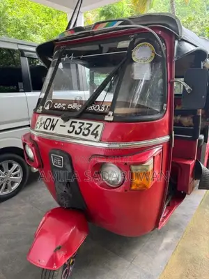 Bajaj Re 2010 Three Wheel (Used)