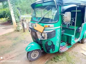 Bajaj Re 2014 Three Wheel (Used)
