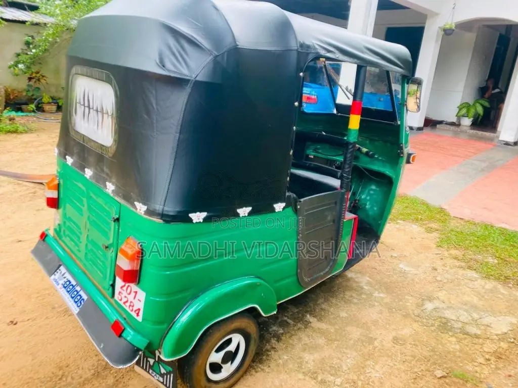 Bajaj Re 1996 Three Wheel (Used)