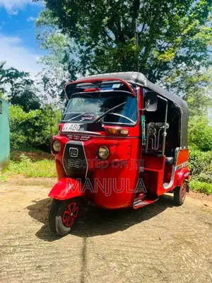 Bajaj RE 2015 Three Wheel (Used)