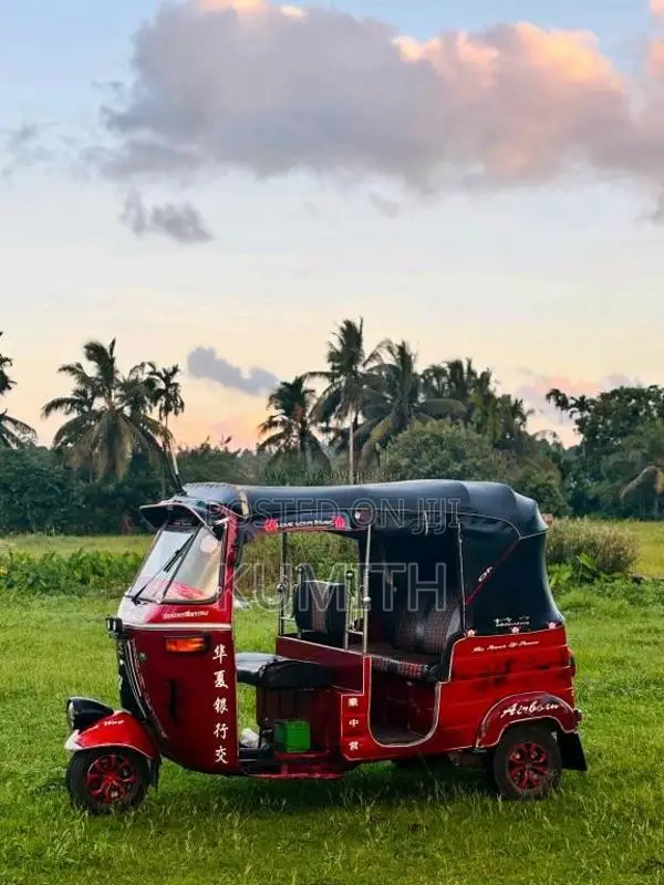 Bajaj RE 1999 Three Wheel (Used)