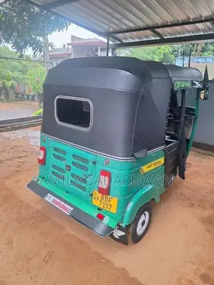 Bajaj Re 2015 Three Wheel (Used)