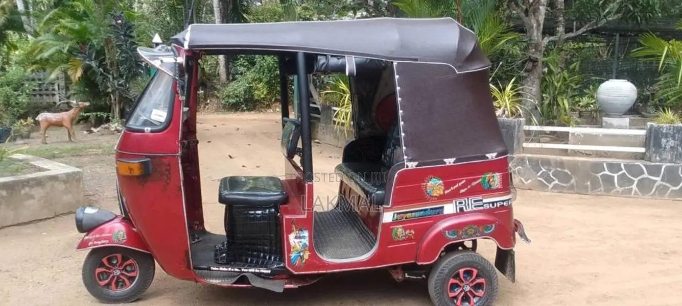 Bajaj 2 Stroke 2006 Three Wheel (Used)