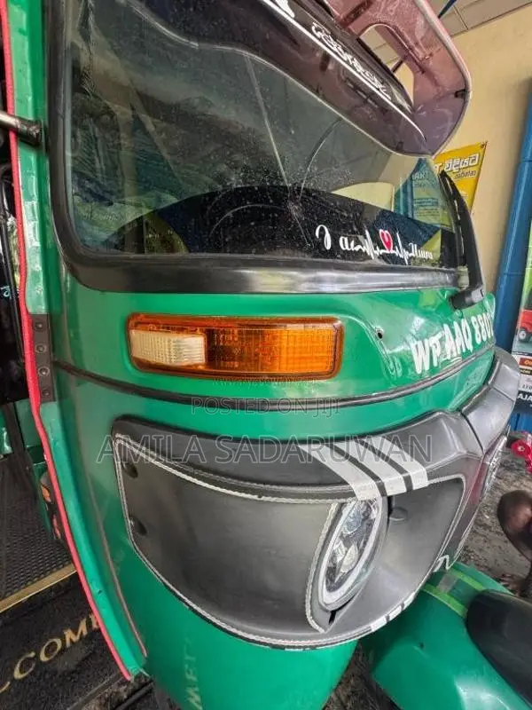 Bajaj RE 2014 Three Wheel (Used)