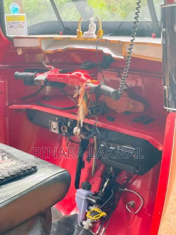 Bajaj RE 2006 Three Wheel (Used)