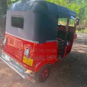 Bajaj RE 205 2011 Three Wheel (Used)