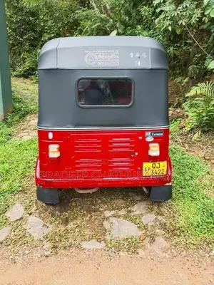 Bajaj 2 stroke 2006 Three Wheel (Used)