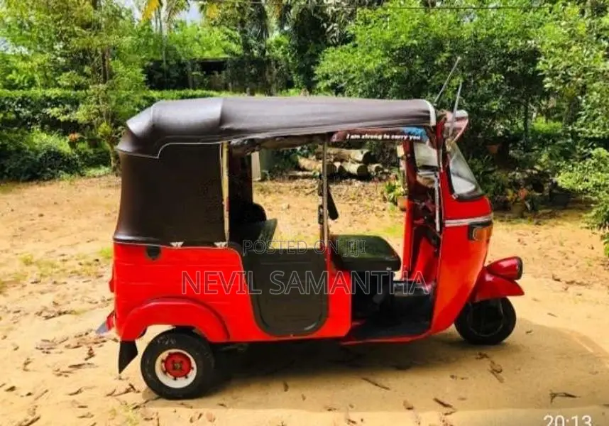 Bajaj 2 Stroke 2004 Three Wheel (Used)