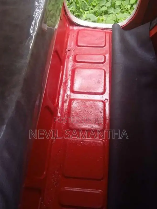 Bajaj 2 Stroke 2004 Three Wheel (Used)
