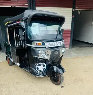Bajaj RE 2016 Three Wheel (Used)