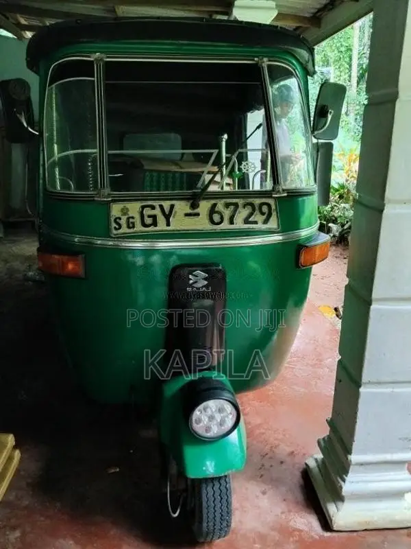 Bajaj RE 2 Stroke 2002 Three Wheel (Used)