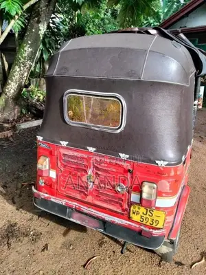 Bajaj RE 2004 Three Wheel (Used)