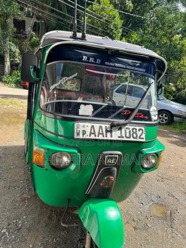 Bajaj Re 205 2013 Three Wheel (Used)