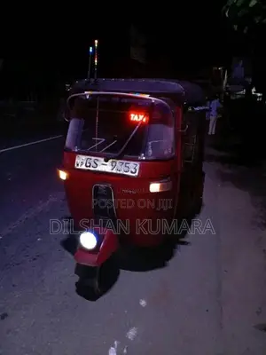 Bajaj RE 2004 Three Wheel (Used)