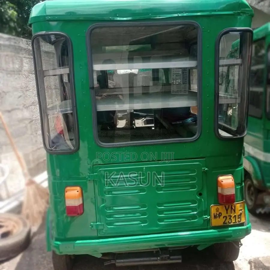Bajaj RE 2011 Three Wheel (Used)