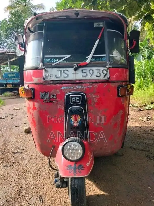 Bajaj RE 2004 Three Wheel (Used)