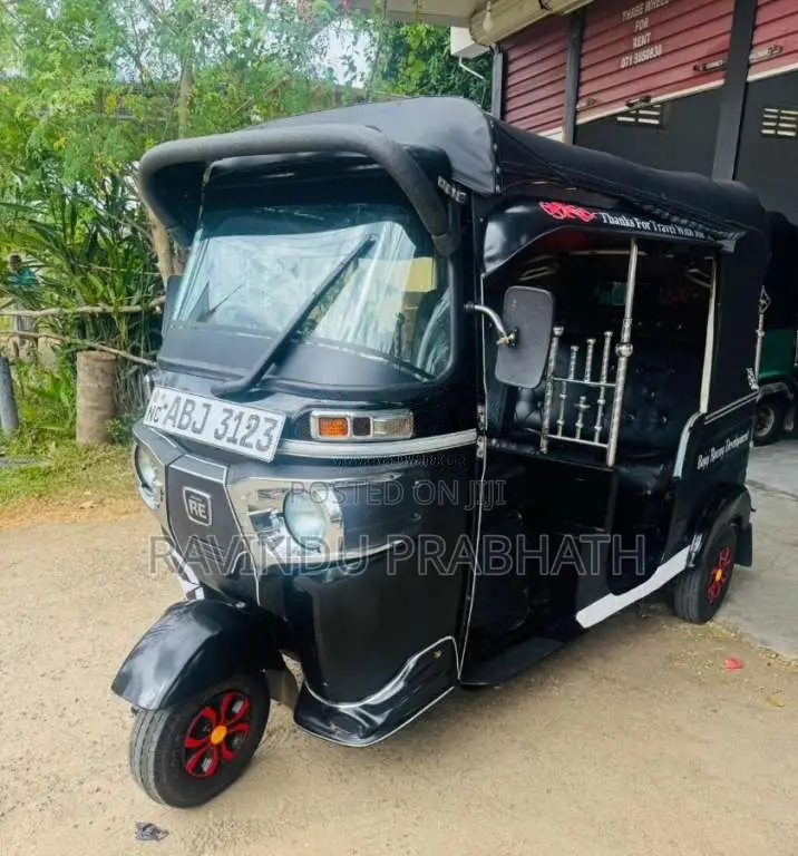 Bajaj RE 2016 Three Wheel (Used)
