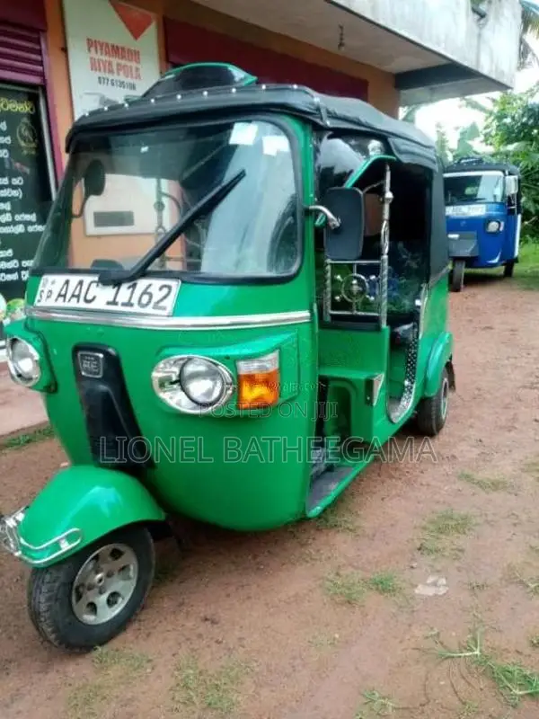 Bajaj RE 2012 Three Wheel (Used)