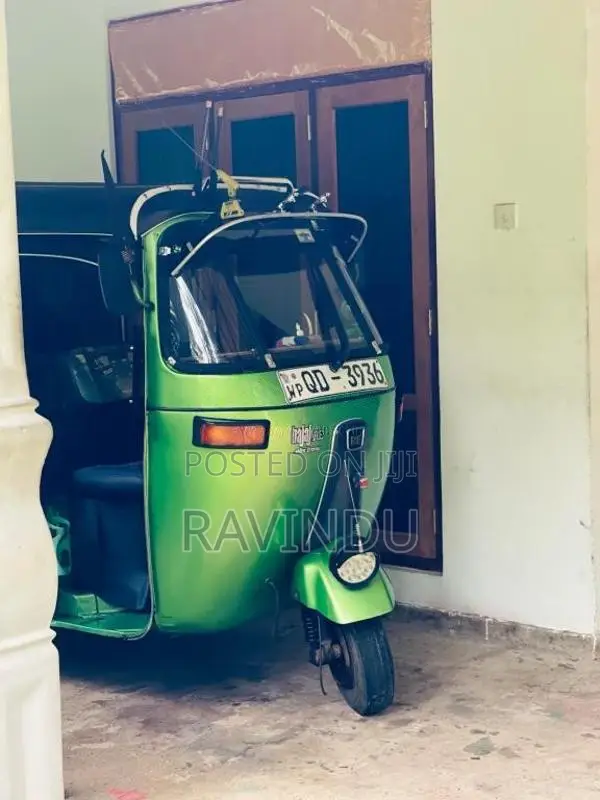 Bajaj 2 stroke 2005 Three Wheel (Used)