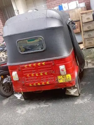 Bajaj RE 2004 Three Wheel (Used)