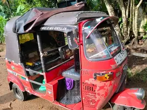 Bajaj RE 2004 Three Wheel (Used)