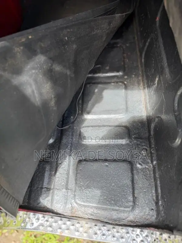 Bajaj 2 Stroke 2001 Three Wheel (Used)