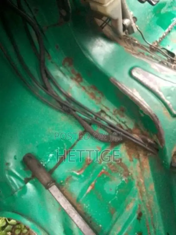 Bajaj 4 Stroke 2011 Three Wheel (Used)