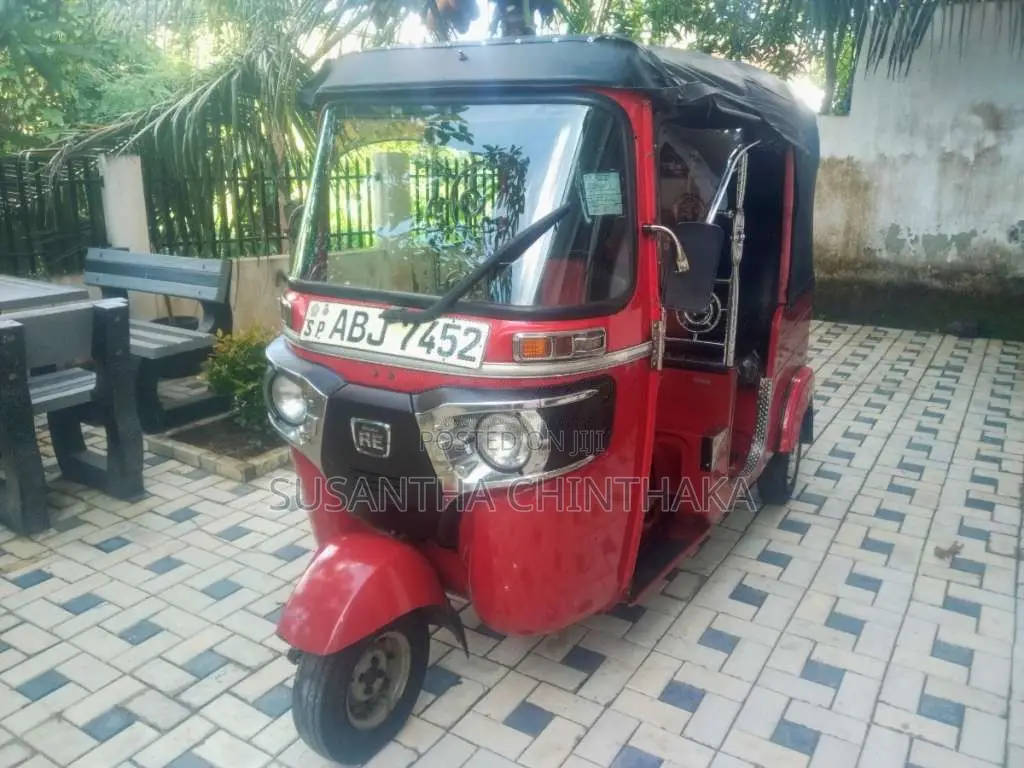 Bajaj RE 2016 Three Wheel (Used)