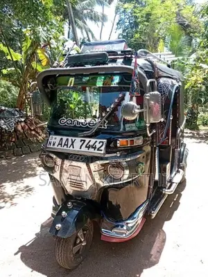 Bajaj RE 2015 Three Wheel (Used)