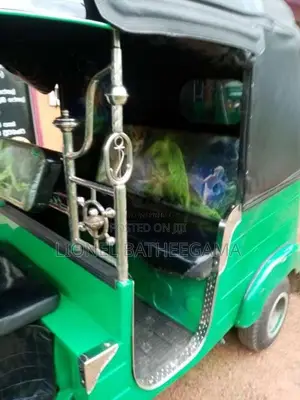 Bajaj RE 2012 Three Wheel (Used)