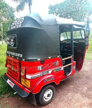 Bajaj 2 Stroke 2004 Three Wheel (Used)