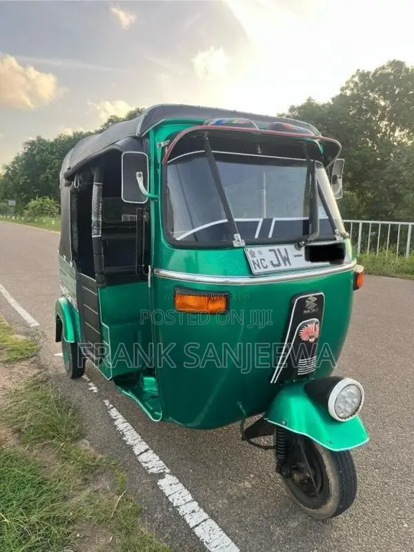 Bajaj 2 Stroke 2005 Three Wheel (Used)