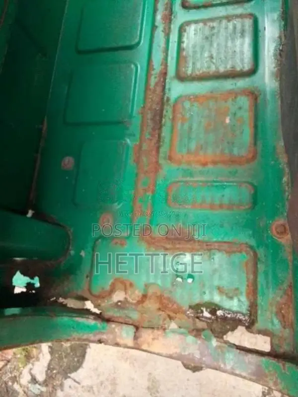 Bajaj 4 Stroke 2011 Three Wheel (Used)