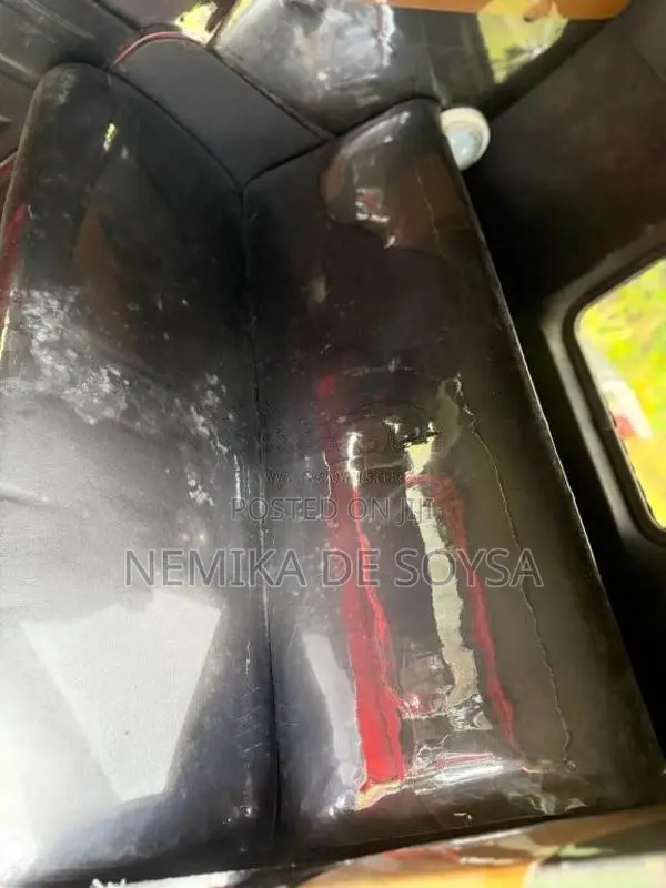Bajaj 2 Stroke 2001 Three Wheel (Used)