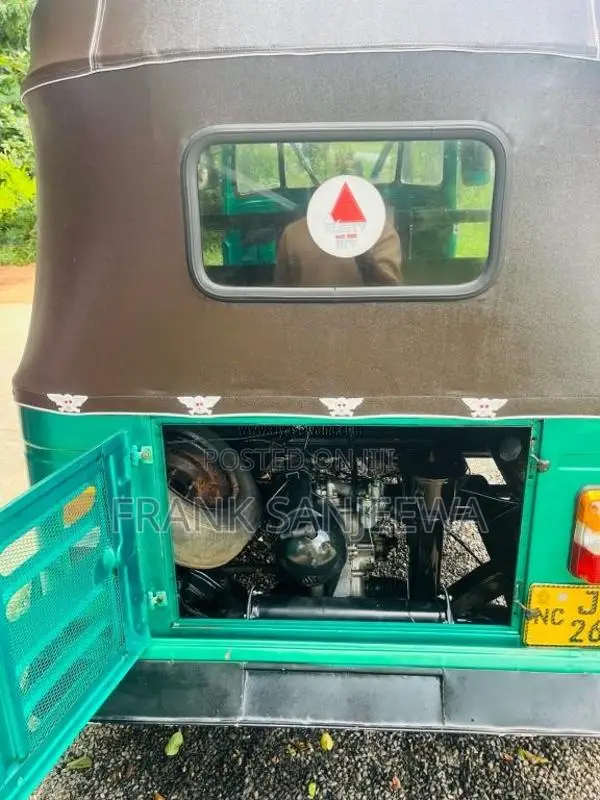Bajaj 2 Stroke 2005 Three Wheel (Used)
