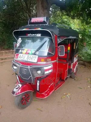 Bajaj RE 2015 Three Wheel (Used)